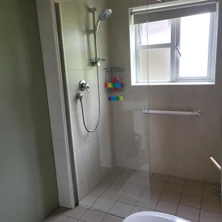 Heatherville Farm - Bluebell - Sleeps 7 Max Apartment *