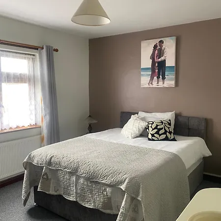 Apartamento Bluebell Sleeps 7 Only Let As Whole *