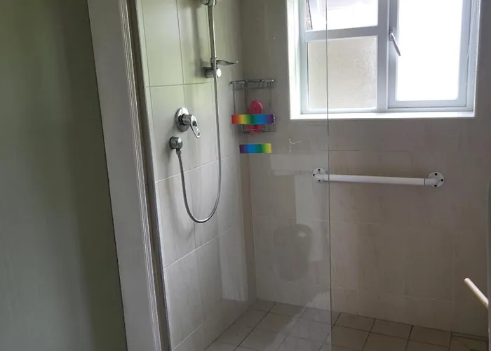 Heatherville Farm - Bluebell - Sleeps 7 Max Apartment *