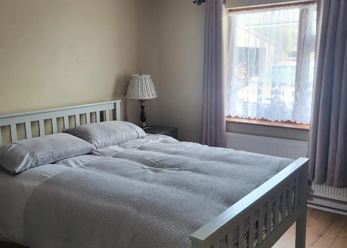 Heatherville Farm - Bluebell - Sleeps 7 Max Apartment Blennerville